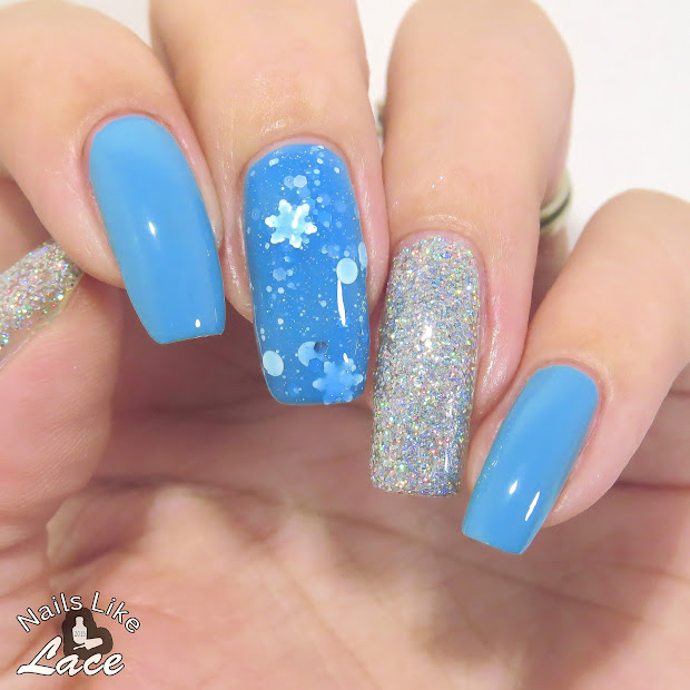 nailslikelace mommy's mani monday