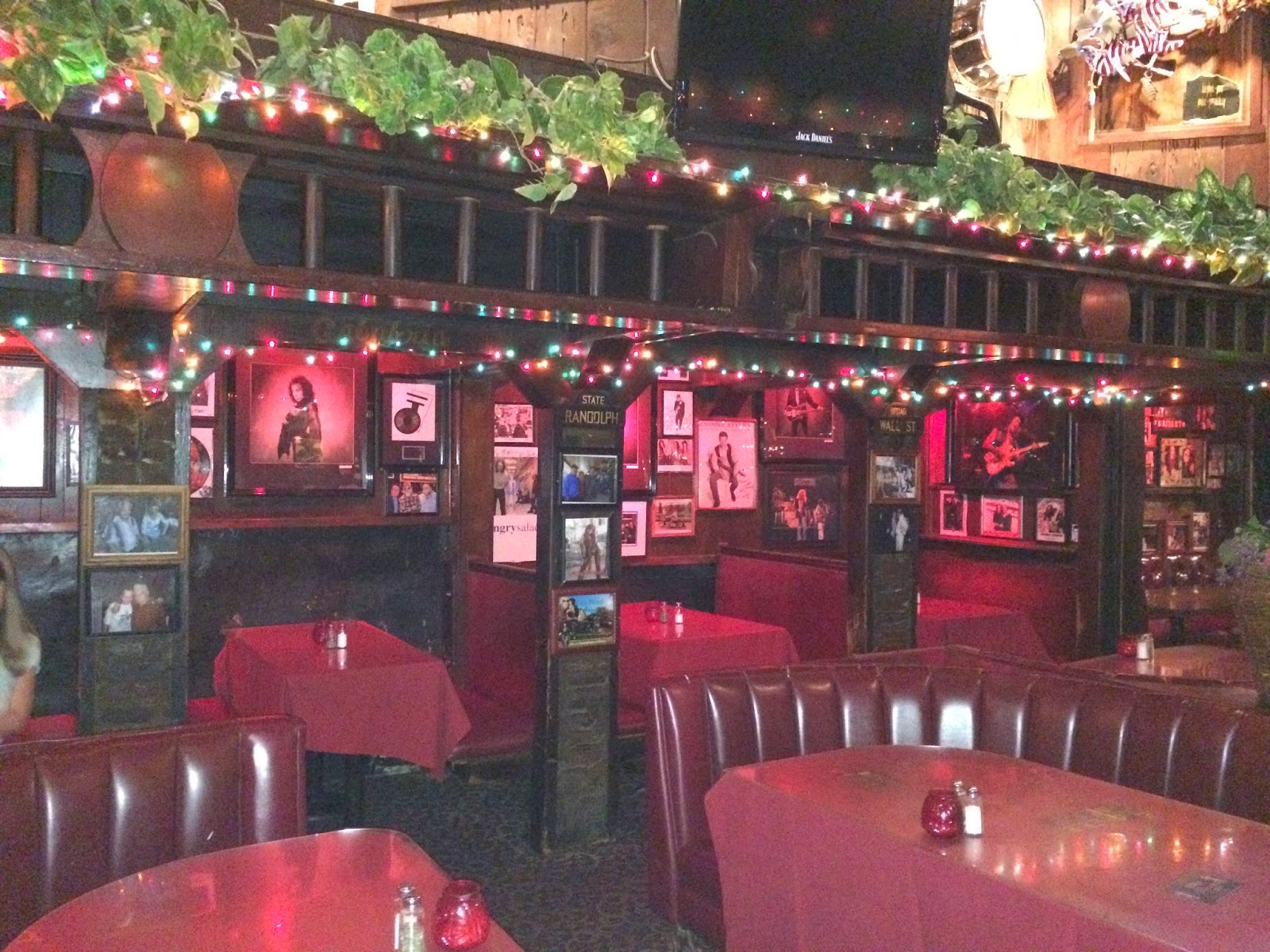 It's Fun 4 Me! Hollywood, California Rainbow Bar & Grill