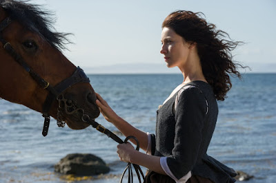 Image of Caitriona Balfe in Outlander Season 1