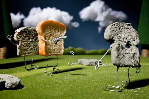 04-Day-of-the-Undead-Bread-Terry-Border-Photographer-Bent-Objects-Sculptures-www-designstack-co