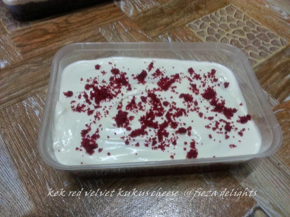 KEK RED VELVET KUKUS (topping cheese)