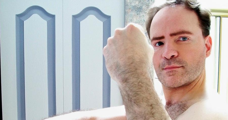 Should I Wax My Arm Hair or Shave it? Tips For Men How Should I Wax My Arm Hair or Shave it? Tips For Men How