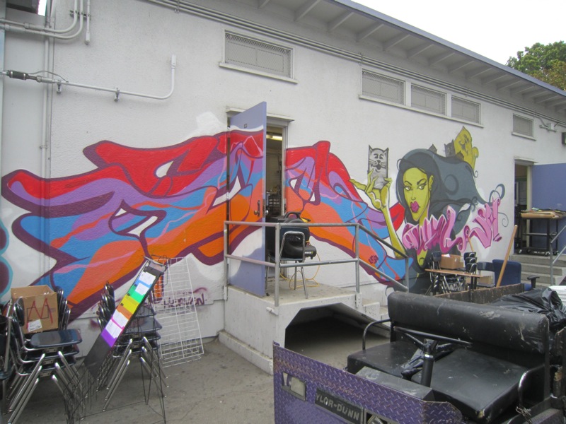 MELROSEandFAIRFAX Graffiti and School Desks Heaven