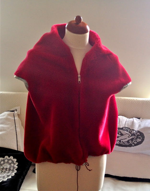 Of Dreams and Seams My "Pillow Cape"!