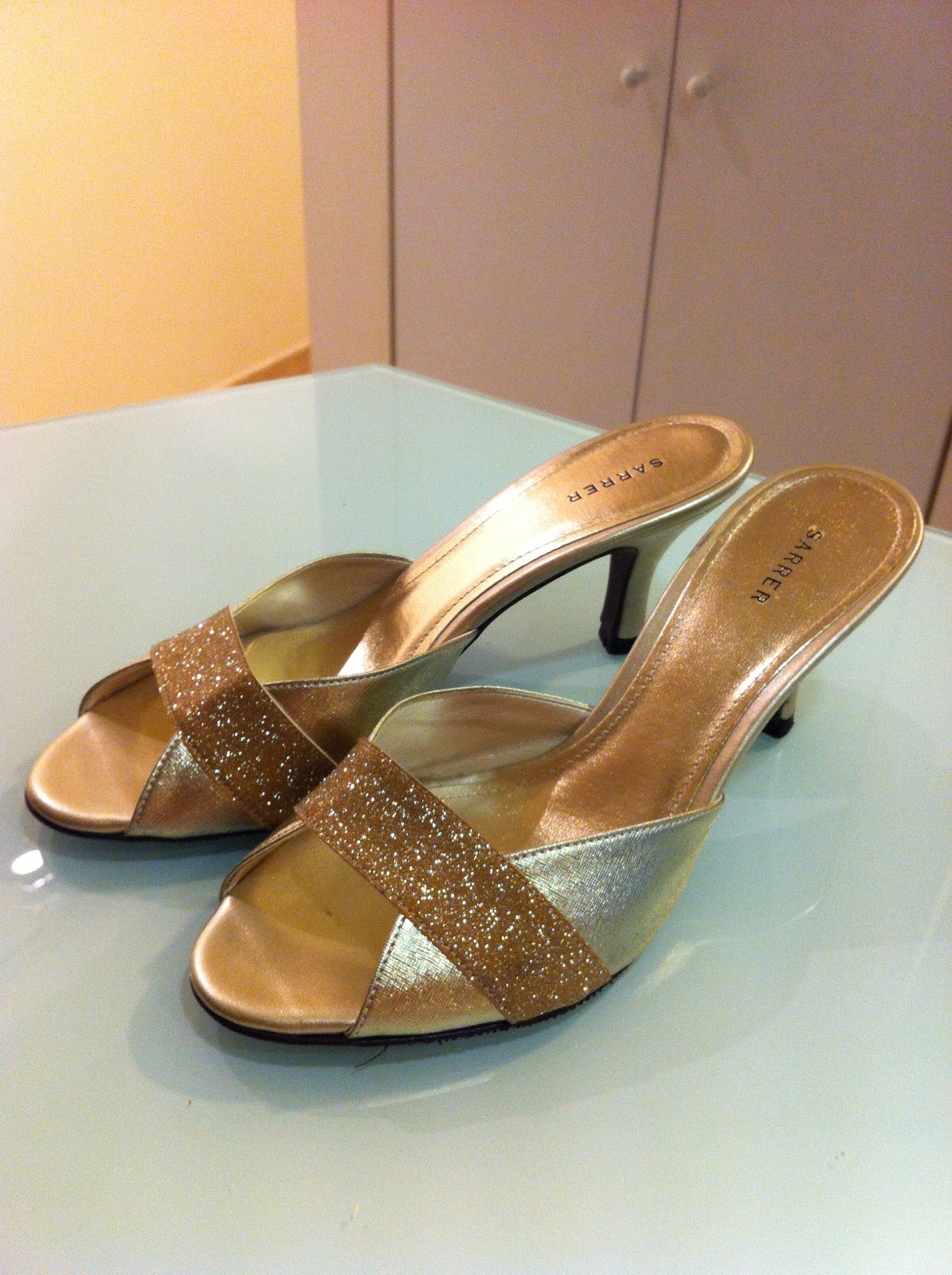 ladies gold sandals size 5