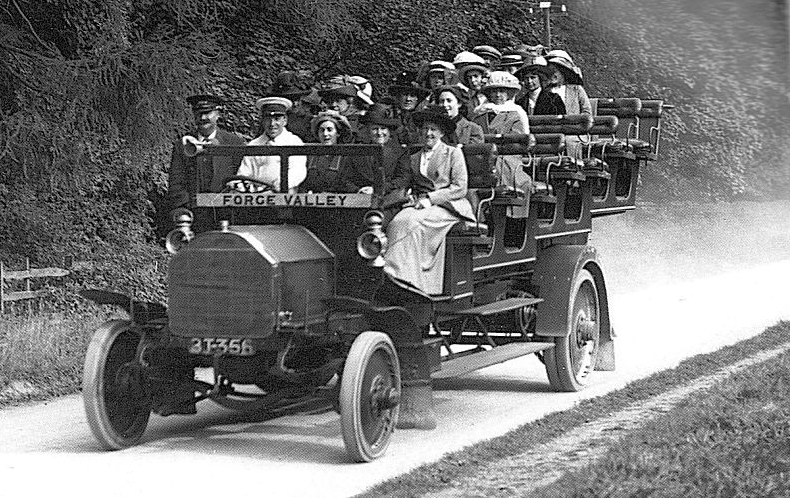 England+bus+1913.jpg