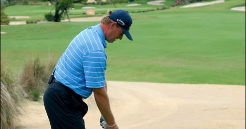 Swing Easy Hit Hard Ernie Els Swing Sequence Golf