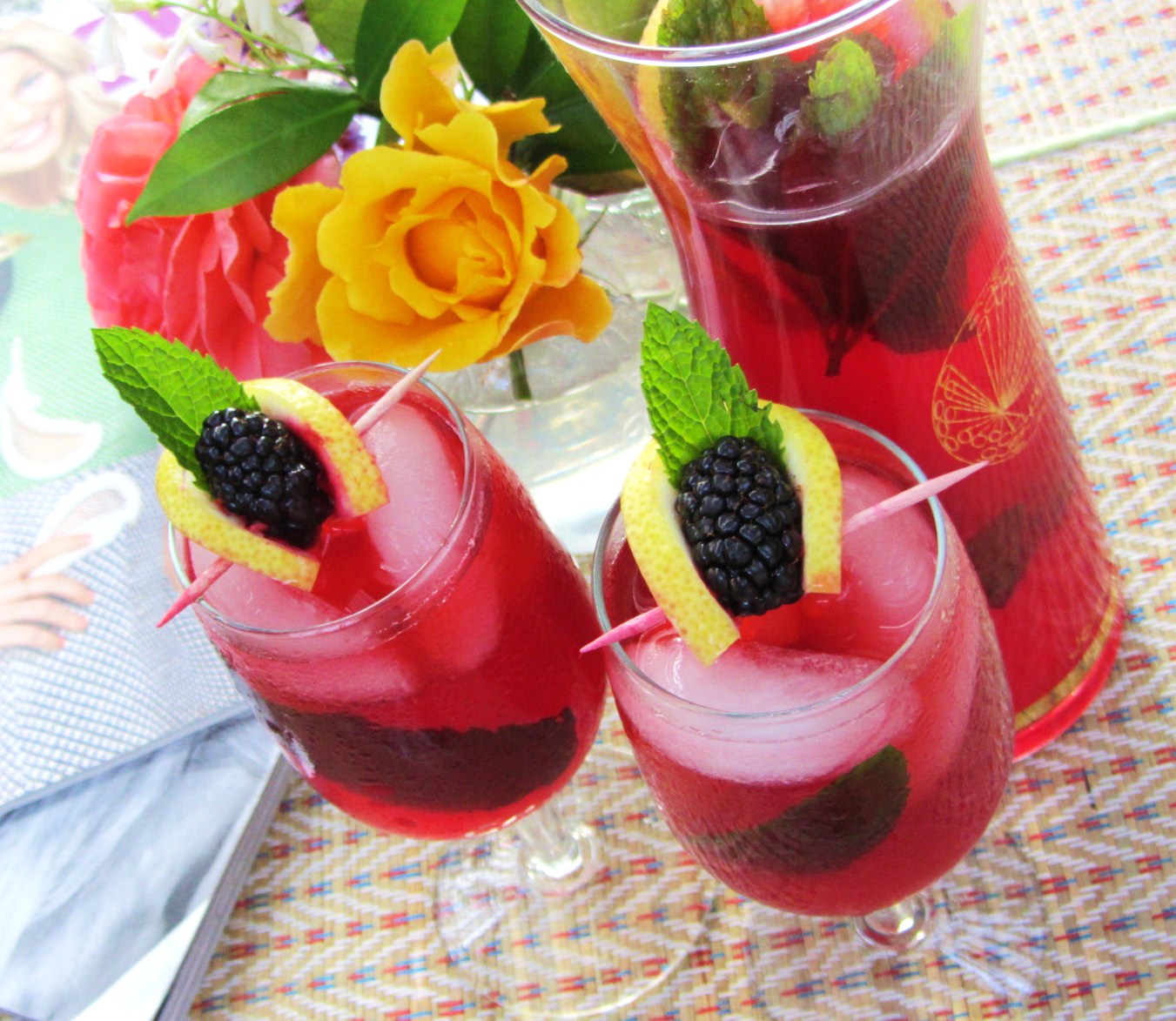 Let's eat......simple! BlackberryMint Lemonade