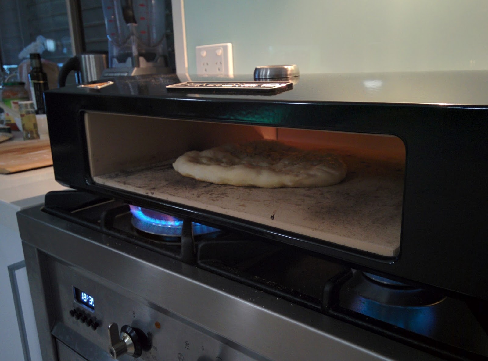 Using BakerStone Pizza Oven Box on an indoor gas stove