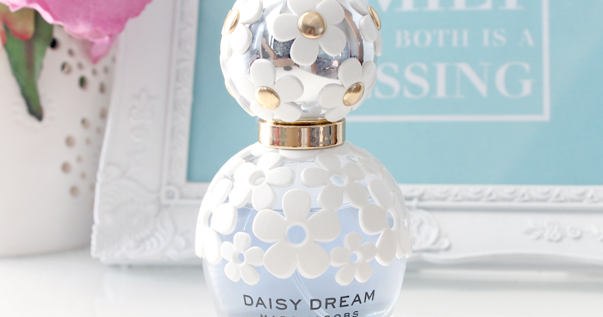 blue daisy perfume