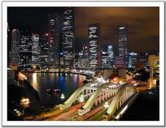 http://2.bp.blogspot.com/-ClX8uNpbBVM/Td6QBL-YSaI/AAAAAAAAFJs/JMs-SOkXACM/s400/malam-hari-di-kota-singapura.jpg