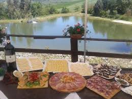 CASA LE VIDORNI - LAGHI DELL'OSENTO tel.: 3457667506 - 360319168