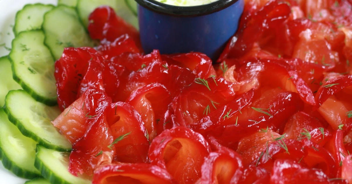 Parmesan et Paprika Saumon Gravlax à la Russe avec Vodka et Betterave