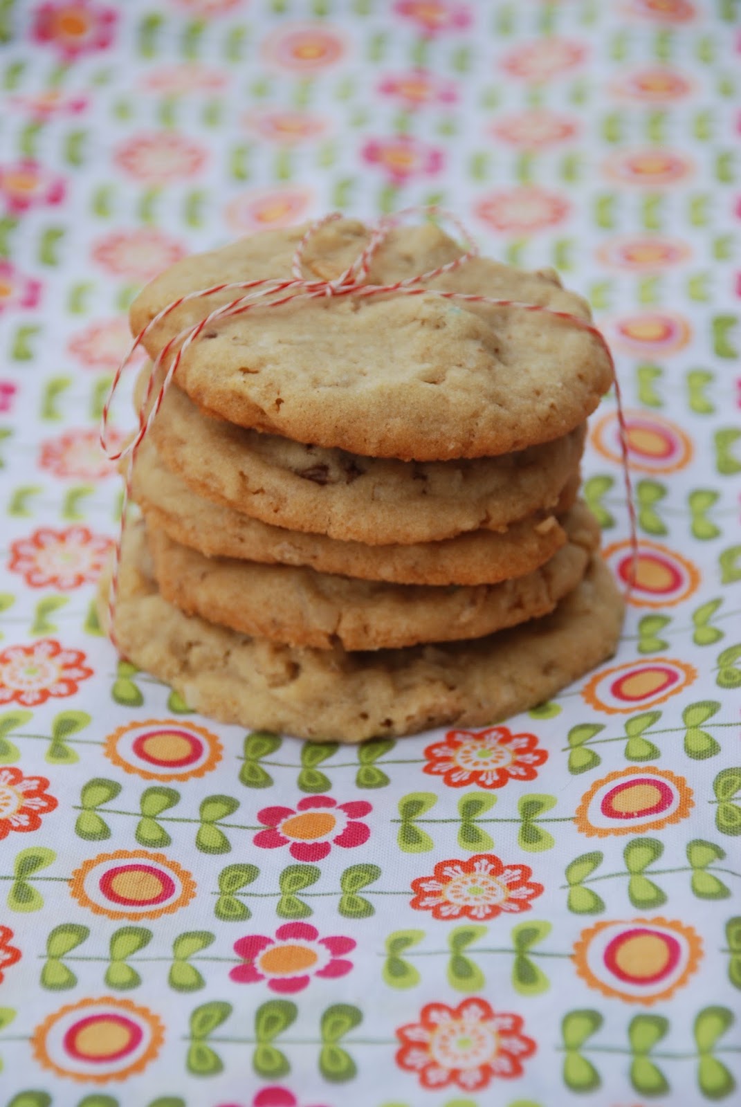 Treats On Tuesday Magnolia Cookies
