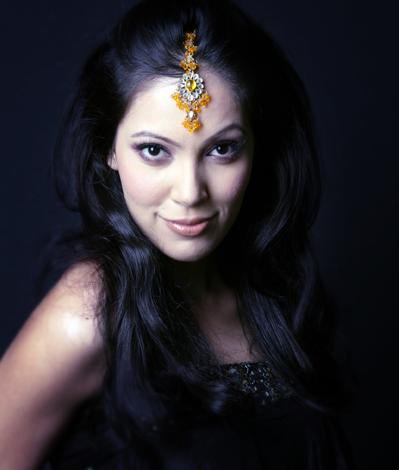 Pixwallpaper - Wallpaper directory : Moonmoon datta as Babita ji of