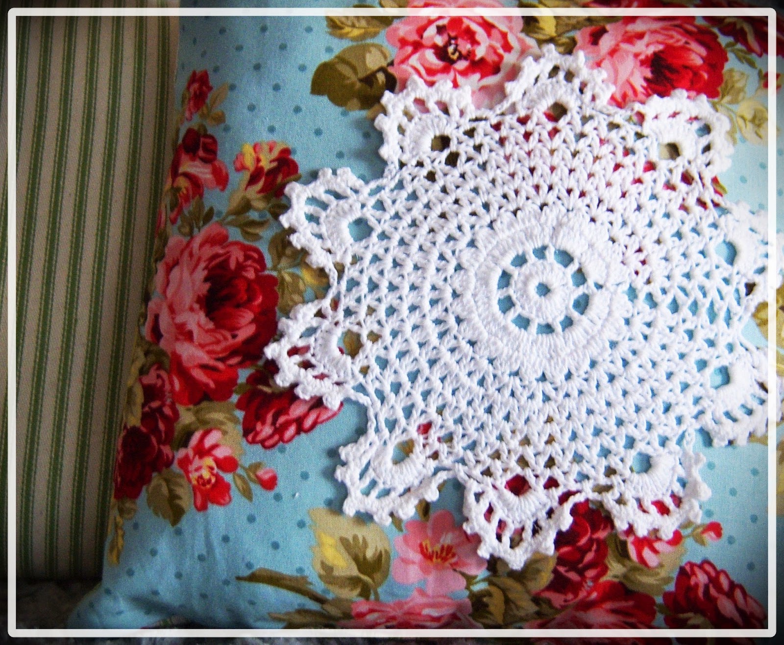 Shoregirl's Creations Country Cottage Doily Pillows