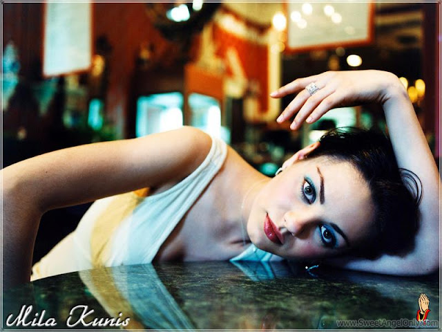 Mila Kunis Wallpaper Mila Kunis Pretty Wallpaper-Wide Screen