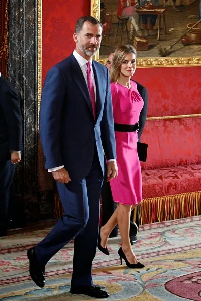  King Felipe VI of Spain and Queen Letizia of Spain receive President of Honduras Juan Orlando Hernandez Alvarado and wife Ana Rosalinda Garcia at the Royal Palace on 01.10.2014 in Madrid, Spain.