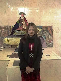 Sundas Khan In museu m