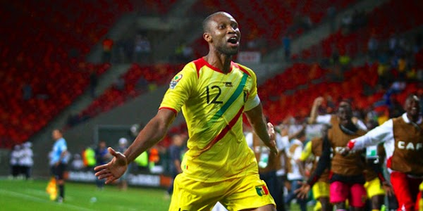 Oficial: Seydou Keita firma por el Valencia Oficial: Seydou Keita firma por el Valencia
