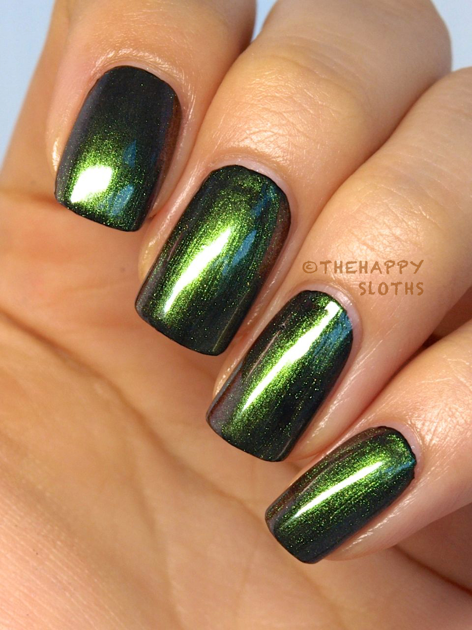 M∙A∙C Nail Transformations Nail Lacquer in "Pink Pearl" & "Green Pearl": Review and Swatches