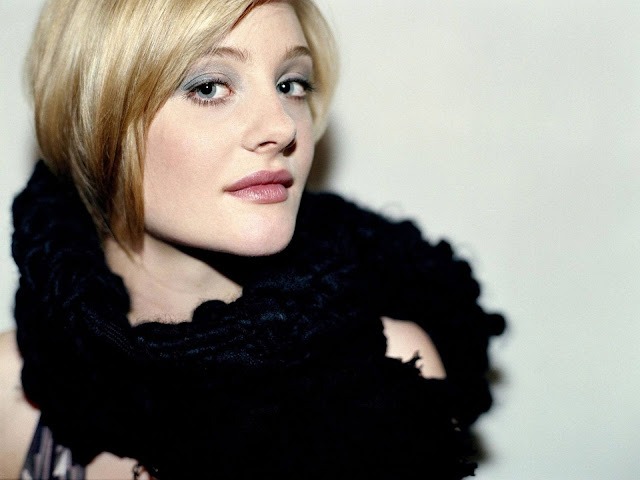 Romola Garai Hd Wallpapers