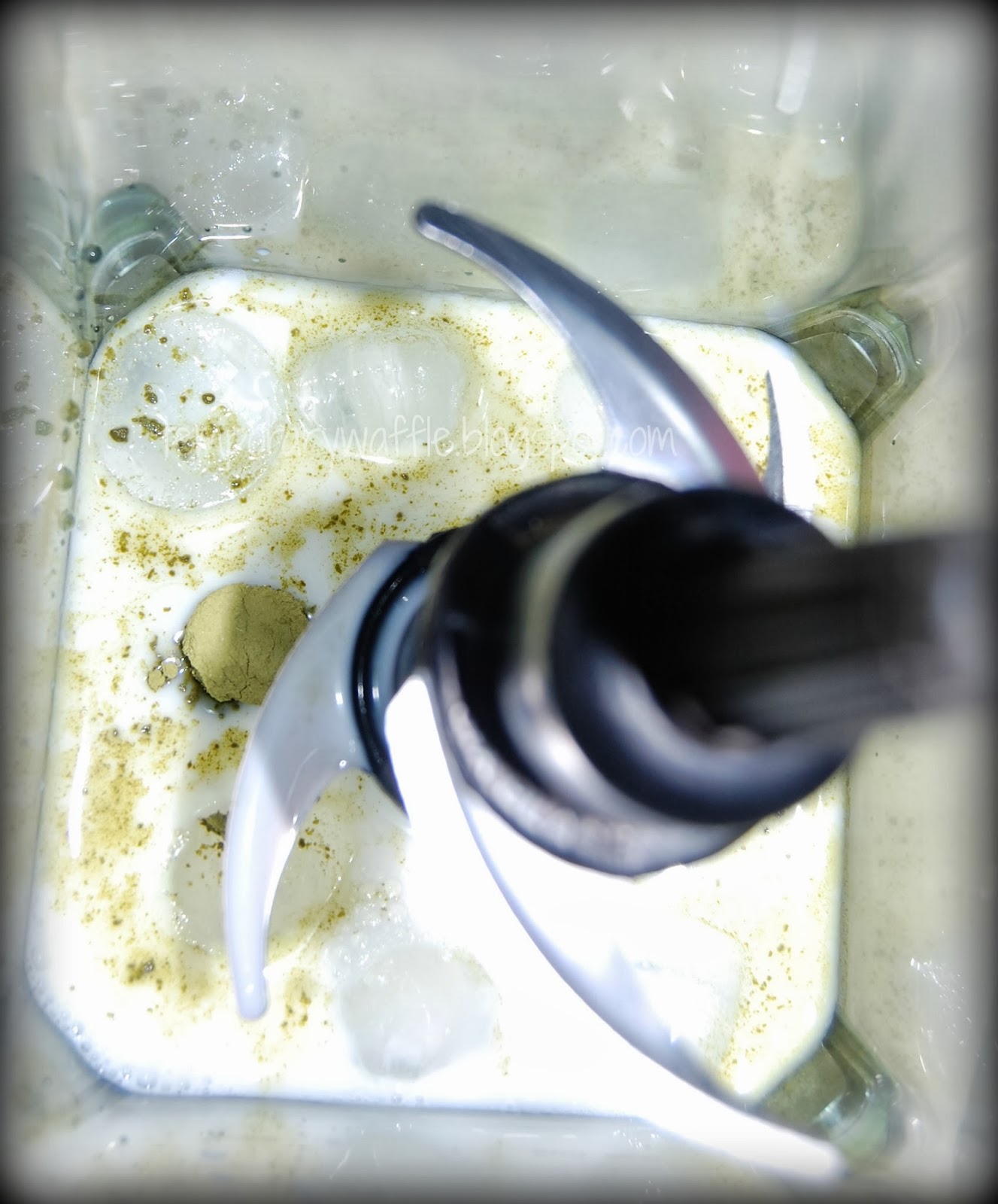 Temporary Waffle Red Leaf's Caramel Matcha Tea Review