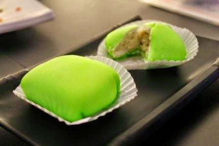 Cara Membuat Kue Pancake Durian Medan Cara Membuat Kue Pancake Durian Medan