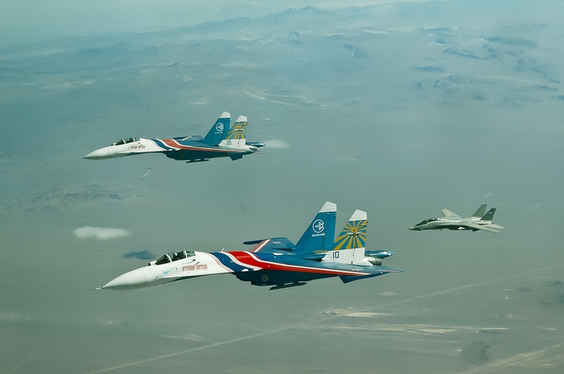 http://2.bp.blogspot.com/-CsFyYECKqPk/TylpEkpk0TI/AAAAAAAAAXg/Am4HB0Qqiaw/s1600/russian-knights-iriaf-tomcat.jpg