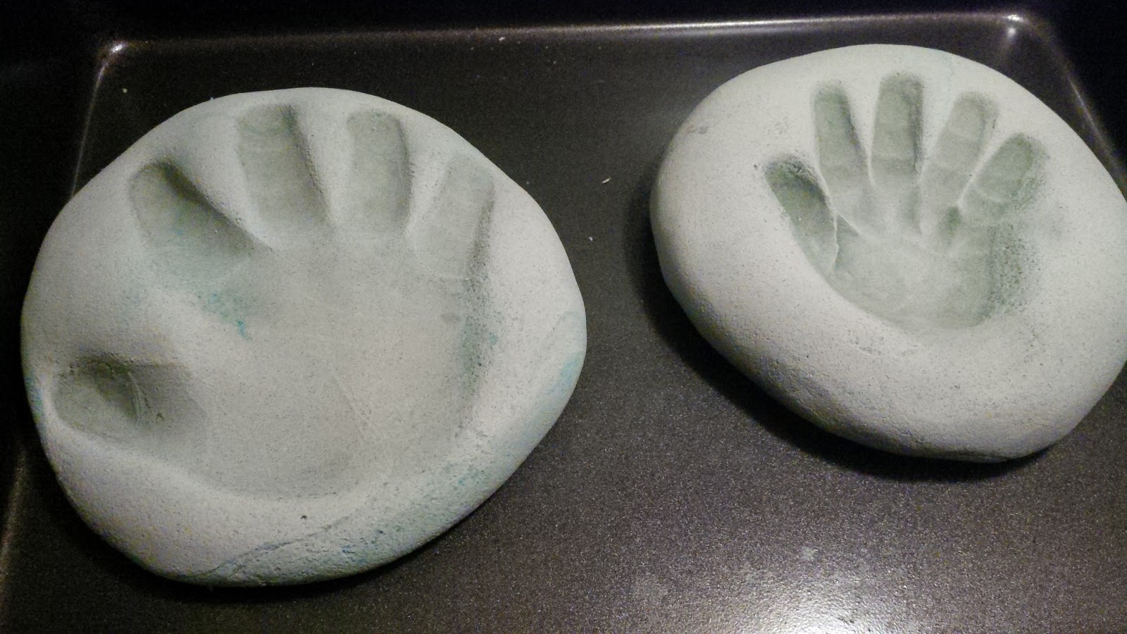 Hipknitized How To Hand Print and Foot Print Molds