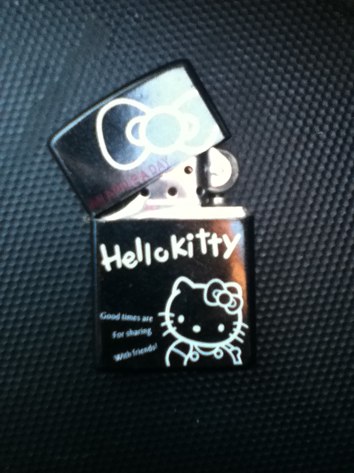 Hello Kitty Zippo