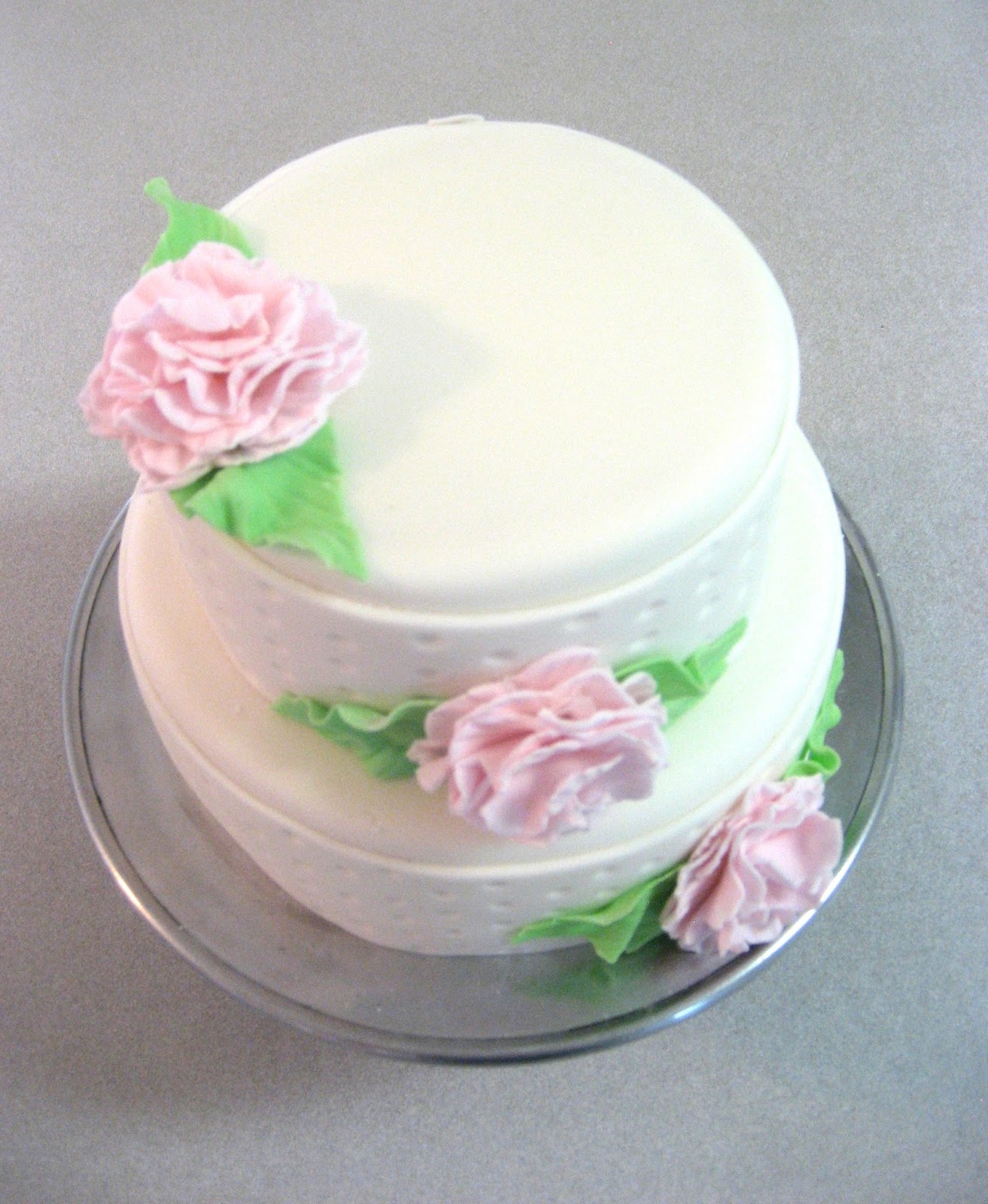 Devanys Designs Pink Carnation Cake