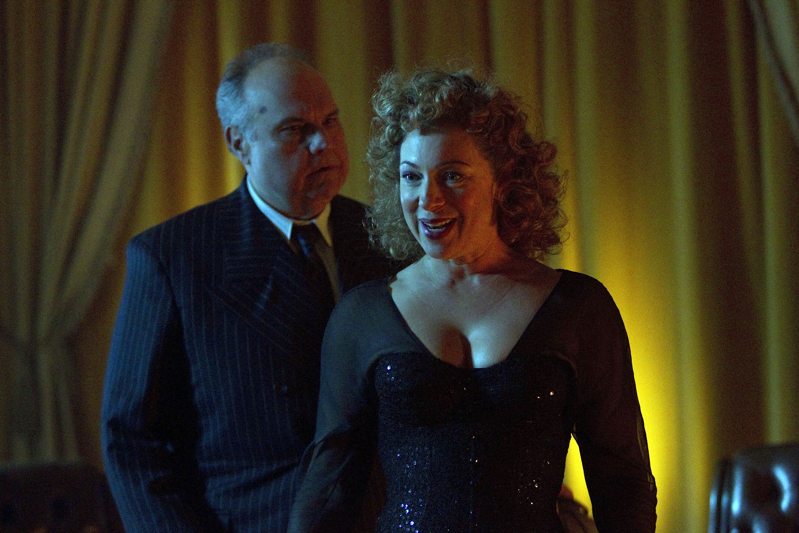 http://2.bp.blogspot.com/-CvHrmaT-BsM/UFmJFs-ZzuI/AAAAAAAAUzQ/MmIW2B2fCso/s1600/2598744-doctor-who-series-7.jpg