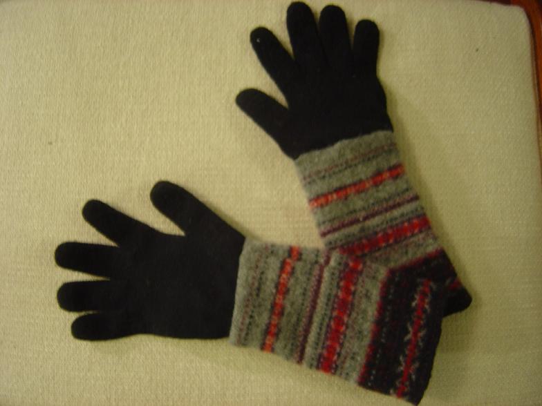 30 Creative and Cool Ways To Reuse Old Sweaters.