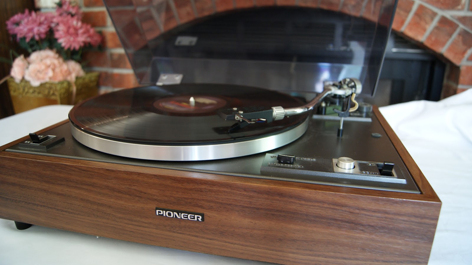 Audioless Winnipeg Group! Pioneer PL15R Turntable