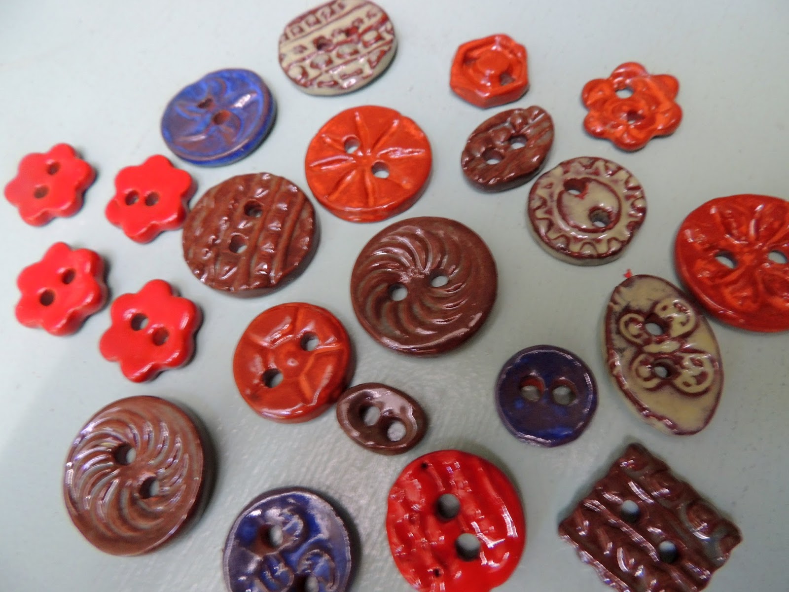 22 Applegate Lane Making Ceramic Buttons