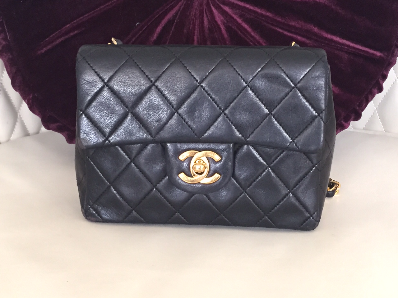 CHANEL SQUARE MINI REVIEW, EVERYTHING YOU NEED TO KNOW BEFORE YOU BUY THE  BAG