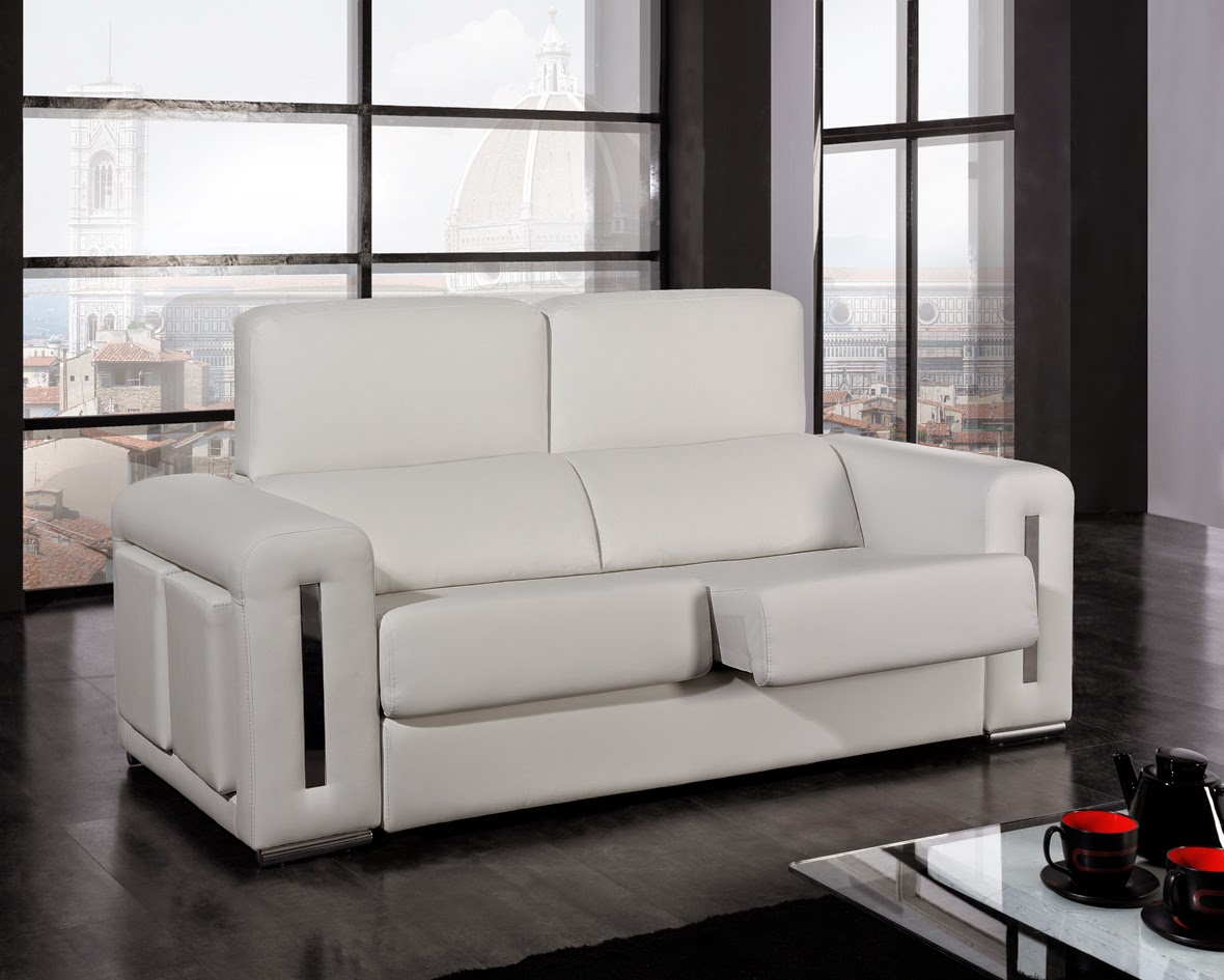 Muebles y Tapizados Requena ¿Sofá de piel o de tela?
