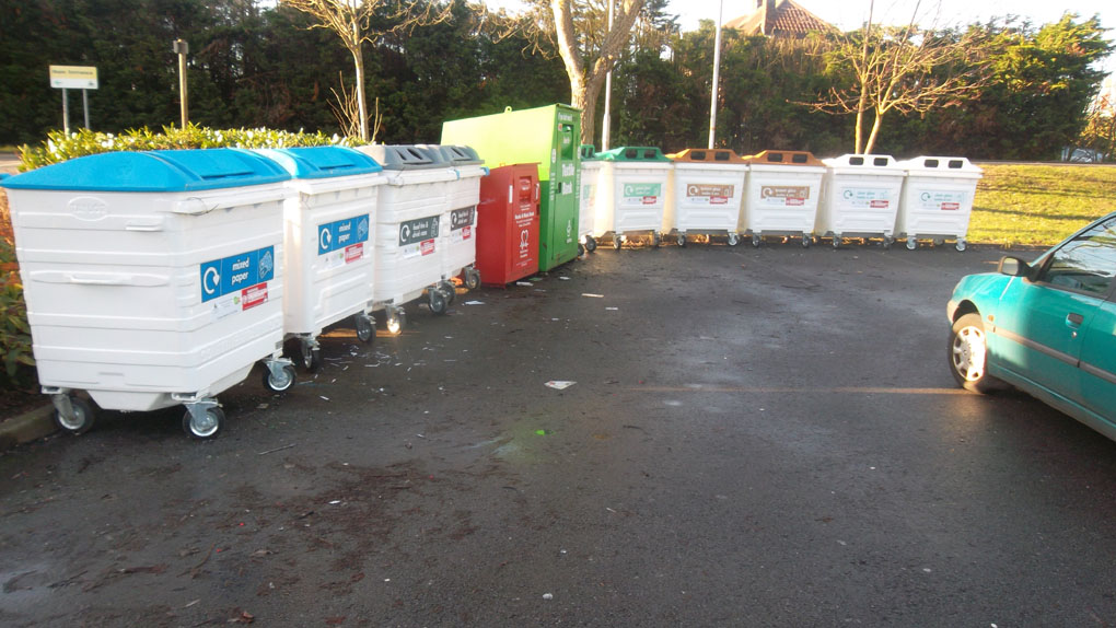 Nigel Fisher's Brigg Blog BRIGHT BINS BRIGG RUBBISH
