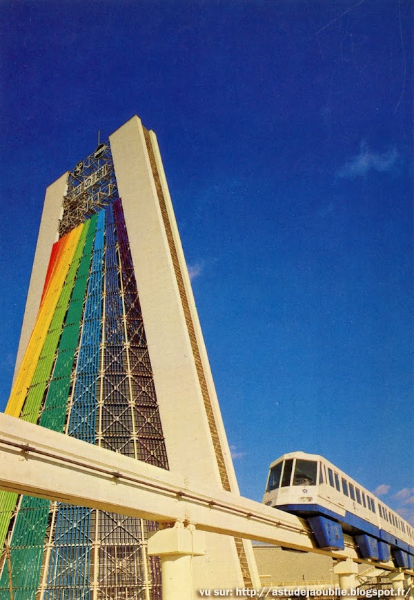 Osaka - Japon - Cartes postales de l'Expo70  L'exposition universelle de Suita (banlieue d'Osaka) au Japon.  14 mars au 13 septembre 1970.