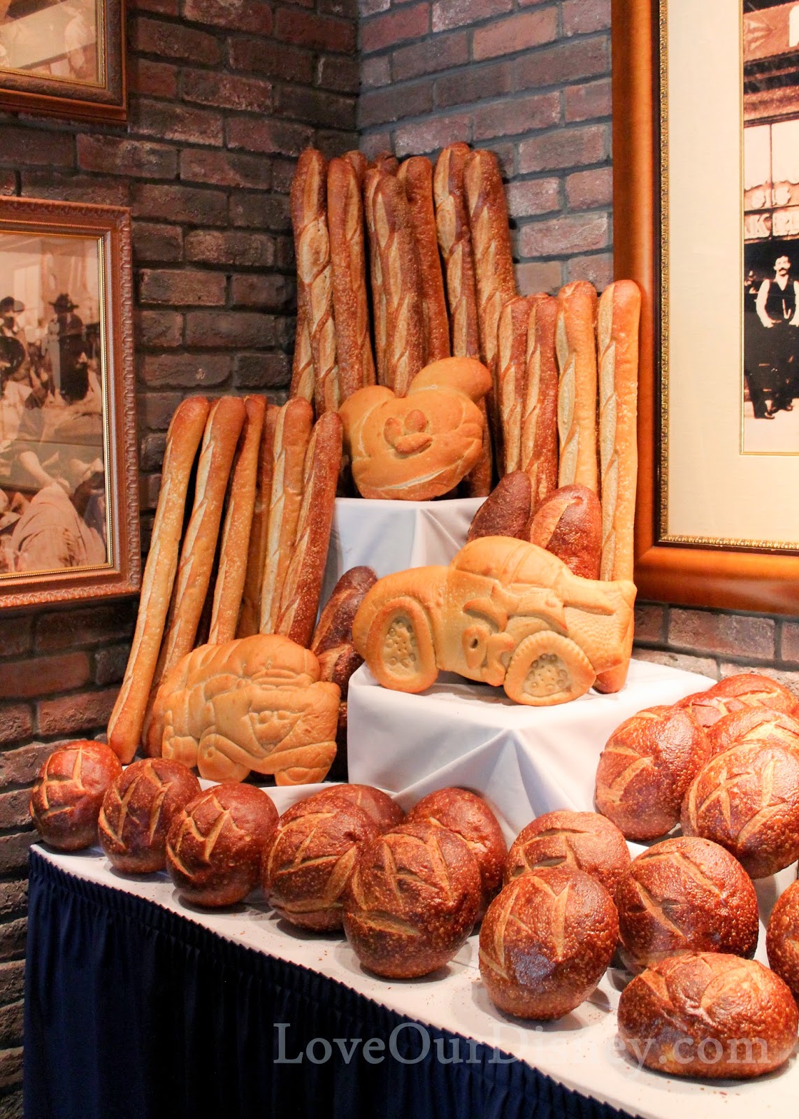 Why would any one do a Disney Bakery Tour? Love Our Crazy Life