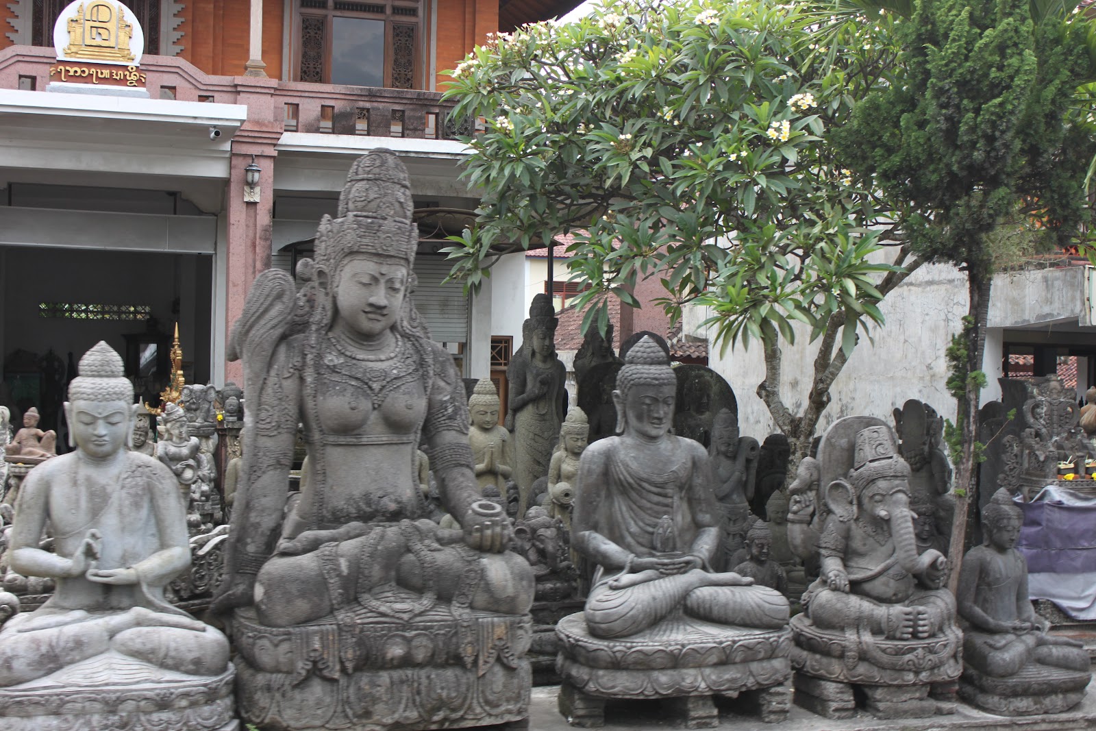 Vancouver Banshee Indonesia Day 13 Industry of Ubud, Stone Carvings