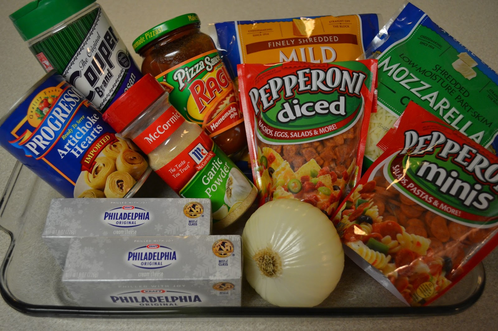 Cooking Up A Storme Pepperoni Pizza Dip