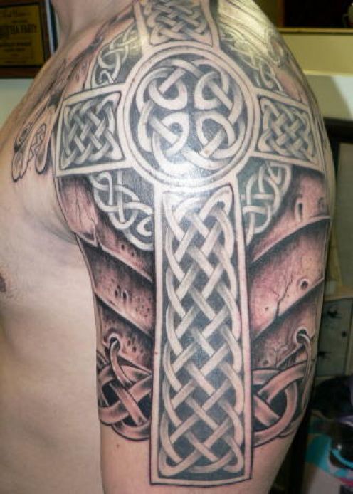 Celtic cross w intricate knotwork