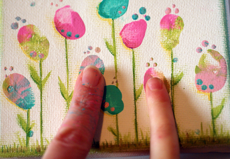 Crafty Little Pigtails: Fingerprint flowers and Butterfly thumbs...a