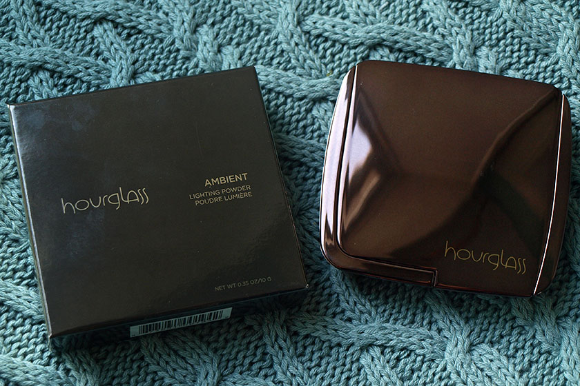 Hourglass Ambient Lighting Powder Review (Luminous Light)