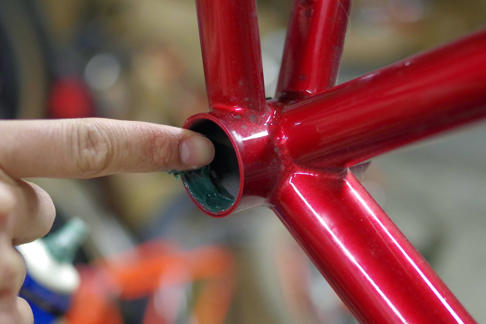 The Velo ORANGE Blog Building a Bike From the Frame up Bottom Bracket