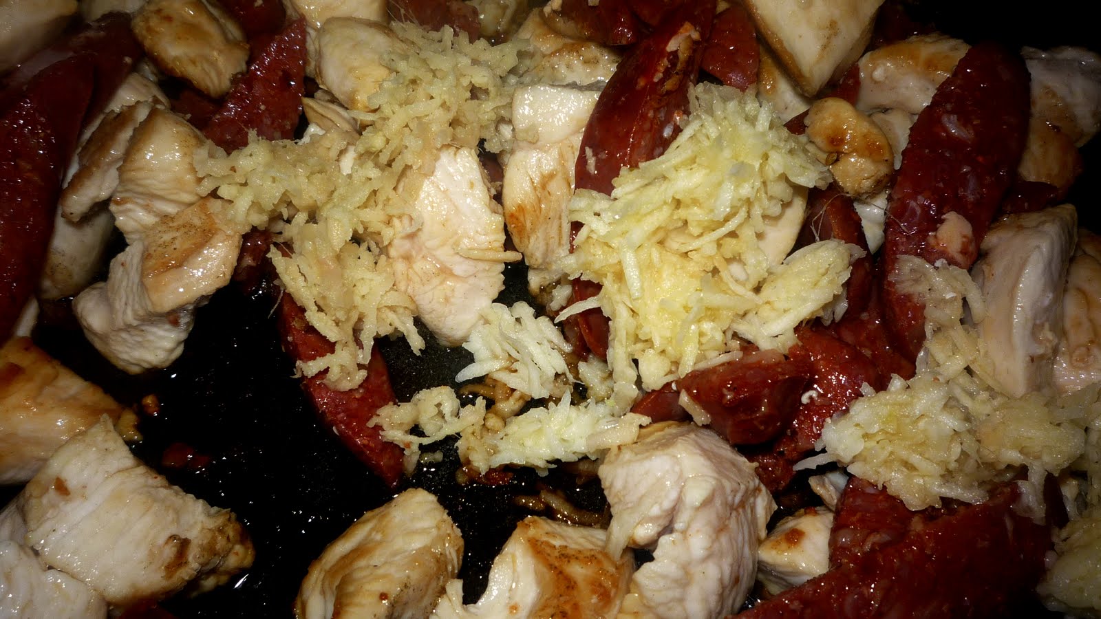 Tastes For Everyday Life Spanish Chicken and Chorizo Pie...