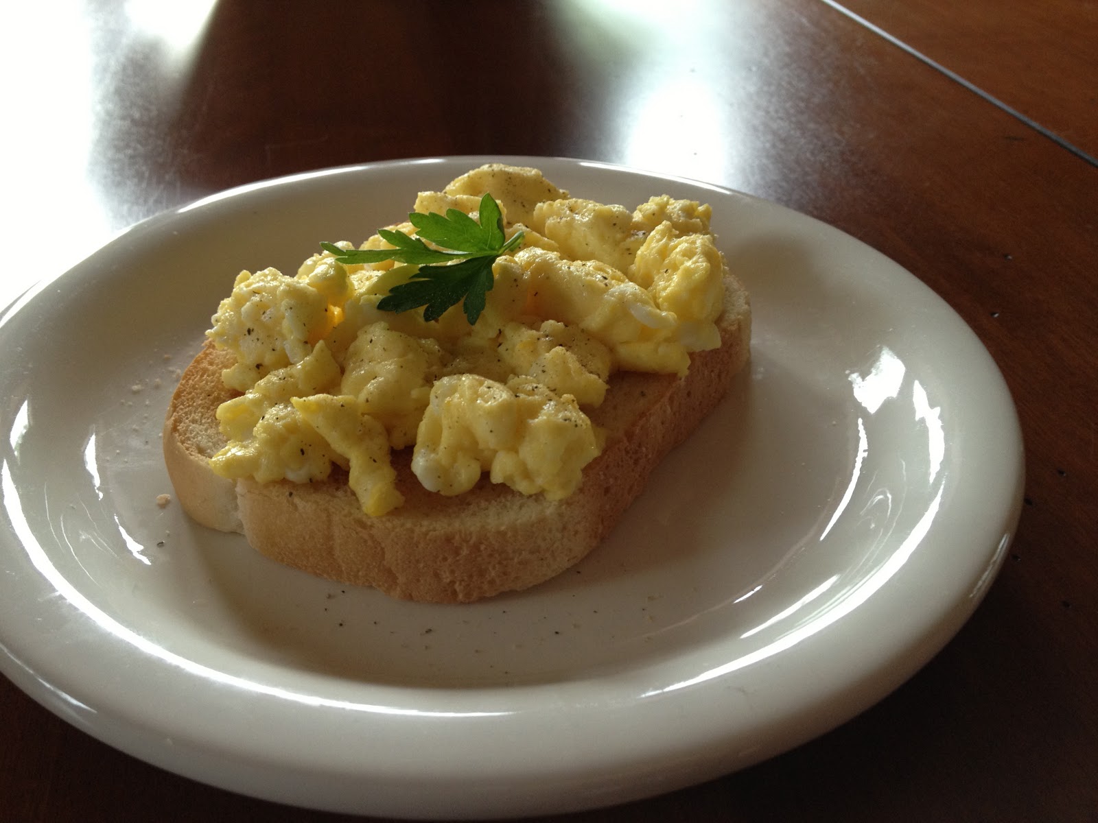 Fluffy Scrambled Eggs and Toast