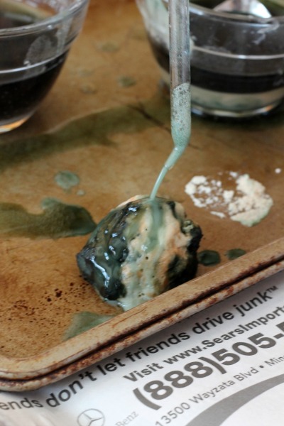 Have some Christmas science fun with lumps of coal that fizzle and dissolve